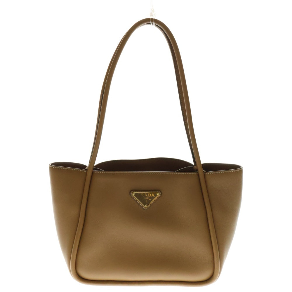 PRADA(プラダ) SOFT GRAIN トライアングルロゴ レザーハンドバッグ ブラウン レディース 1BG539