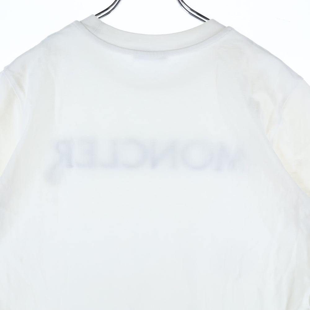MONCLER(モンクレール) 23AW フロントロゴ刺繍 ワッペン クルーネック 半袖Tシャツ カットソー ホワイト I20938C00016 829HP