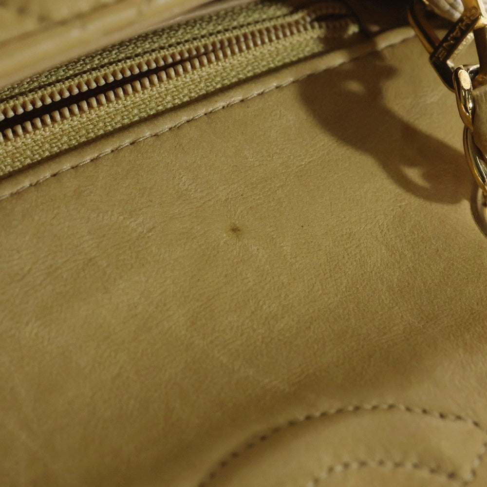 CHANEL(シャネル) ミニマトラッセ ココマーク ターンロック ラムスキン