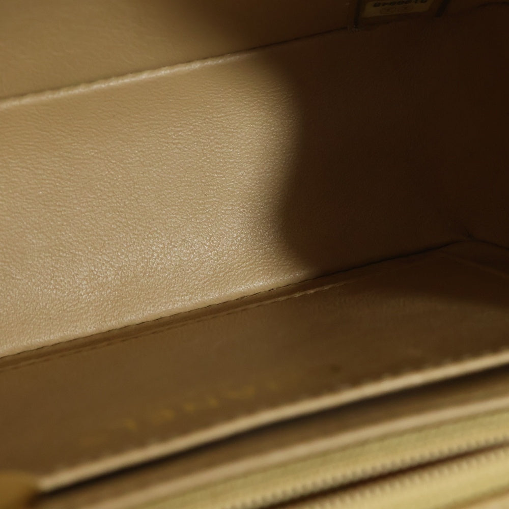 CHANEL(シャネル) ミニマトラッセ ココマーク ターンロック ラムスキン レザー Sフラップ Sチェーンショルダーバッグ ゴールド金具 ベージュ 9番台 レディース