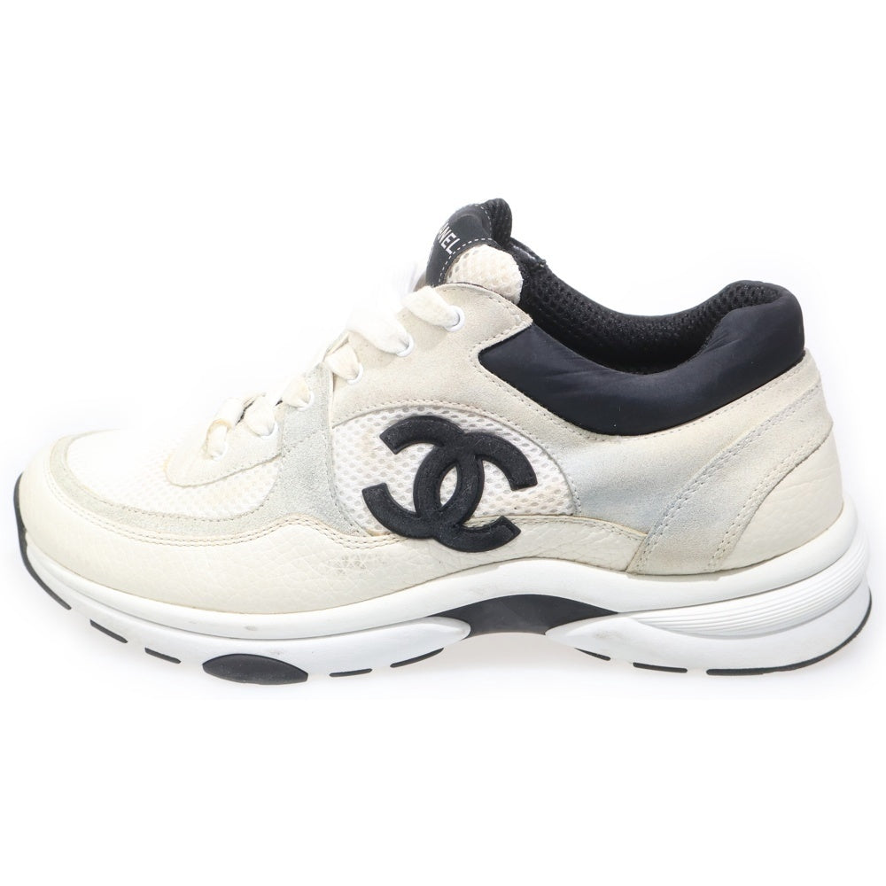 CHANEL(シャネル) ココマーク スエードレザー メッシュ レースアップ ローカットシューズ スニーカー ホワイト G38301