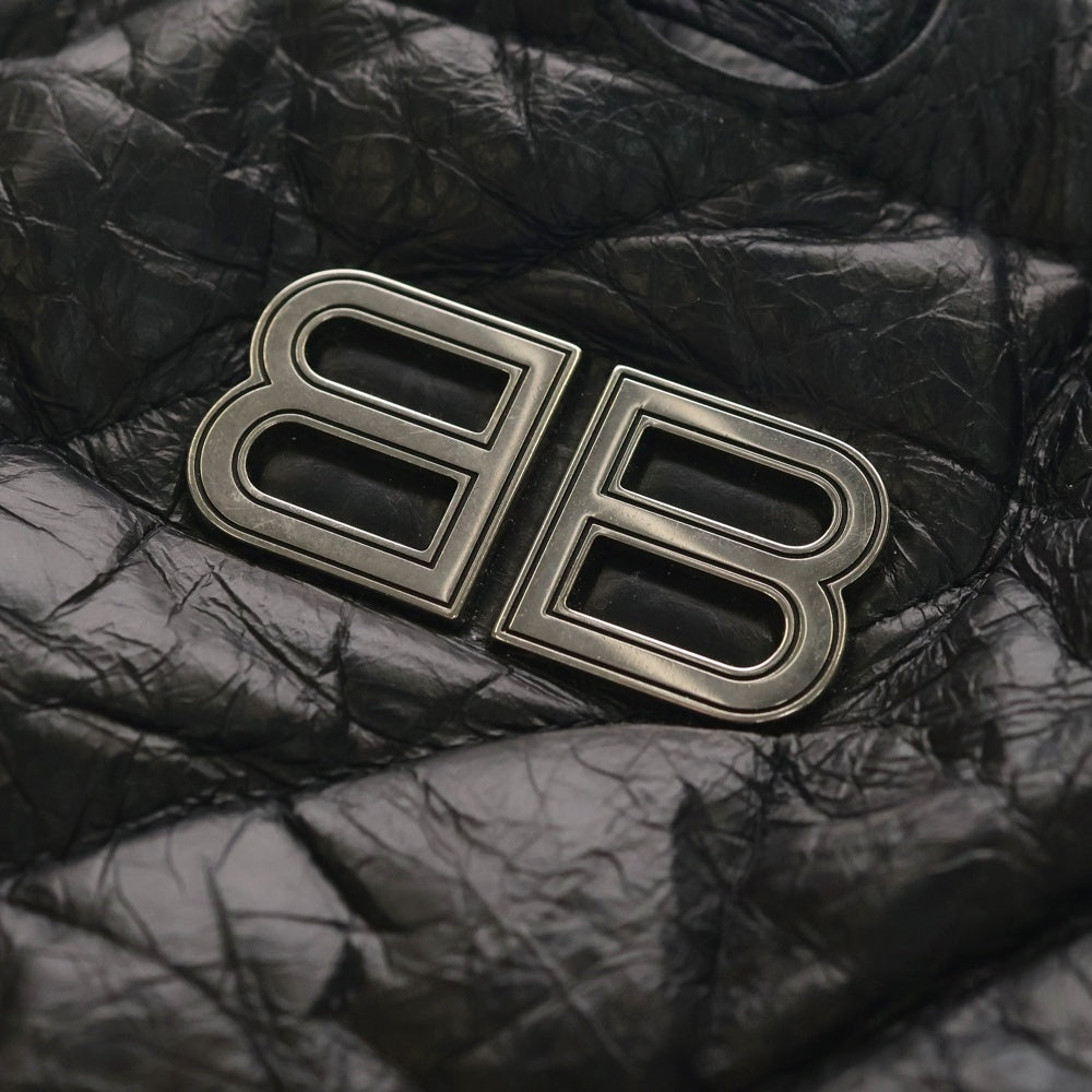 BALENCIAGA(バレンシアガ) BBロゴ クラッシュ キルティング チェーンショルダーバッグ ブラック カーフレザー 781796 シルバー金具