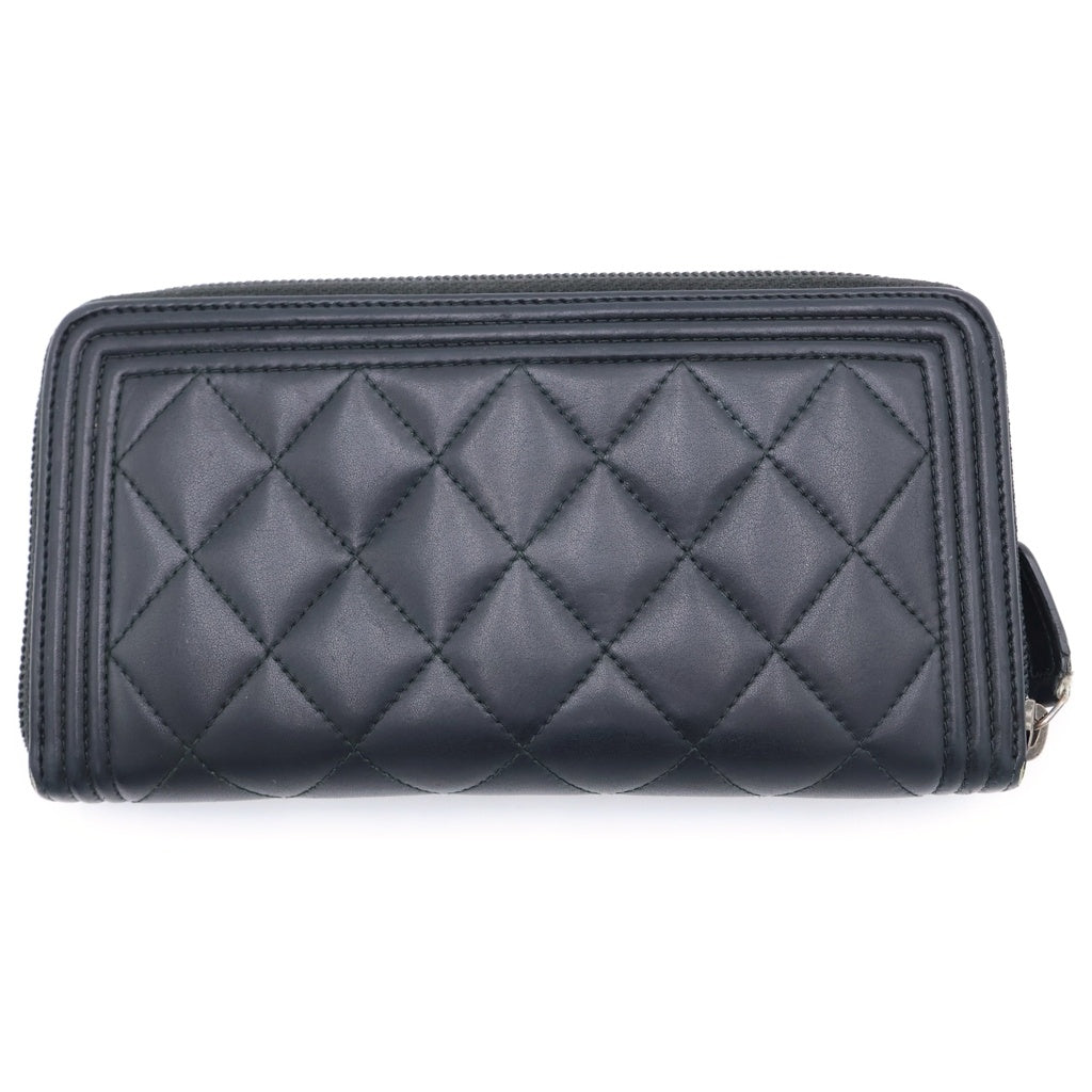 CHANEL(シャネル) ボーイシャネル ラウンドファスナー ロングウォレット 長財布 ラムスキン シルバー金具 レディース