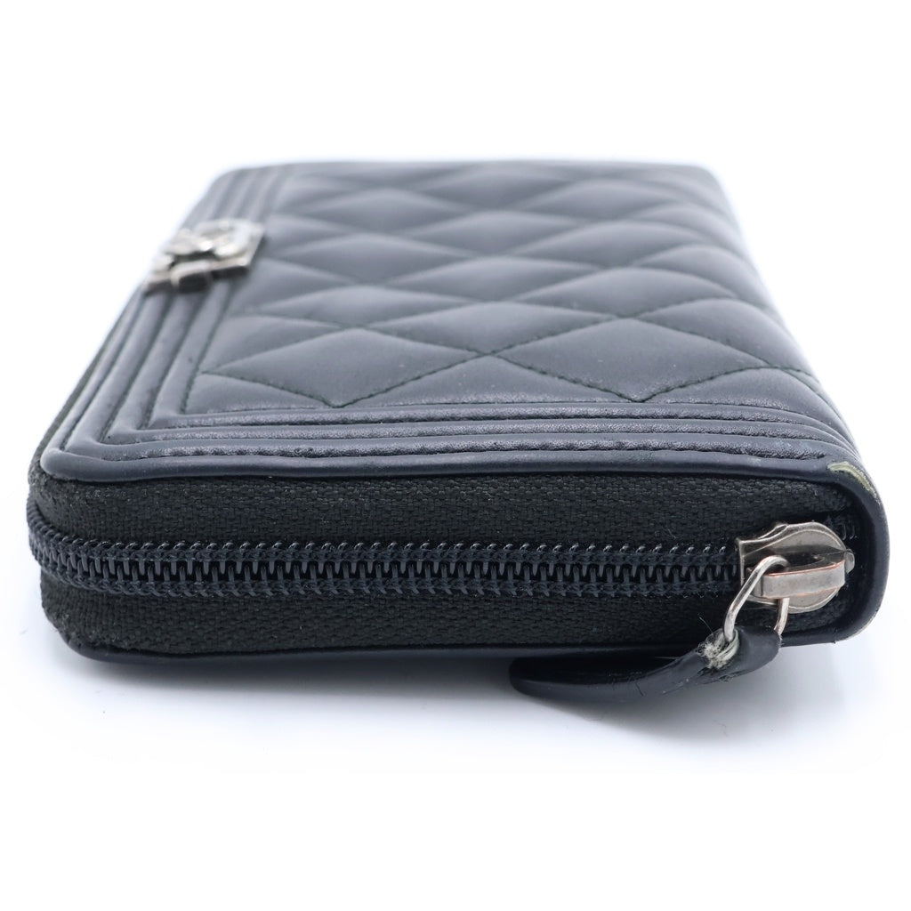 CHANEL(シャネル) ボーイシャネル ラウンドファスナー ロングウォレット 長財布 ラムスキン シルバー金具 レディース