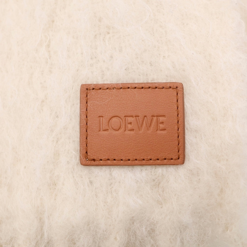 LOEWE(ロエベ) マフラー アナグラムパッチ ホワイト モヘヤ×ウール