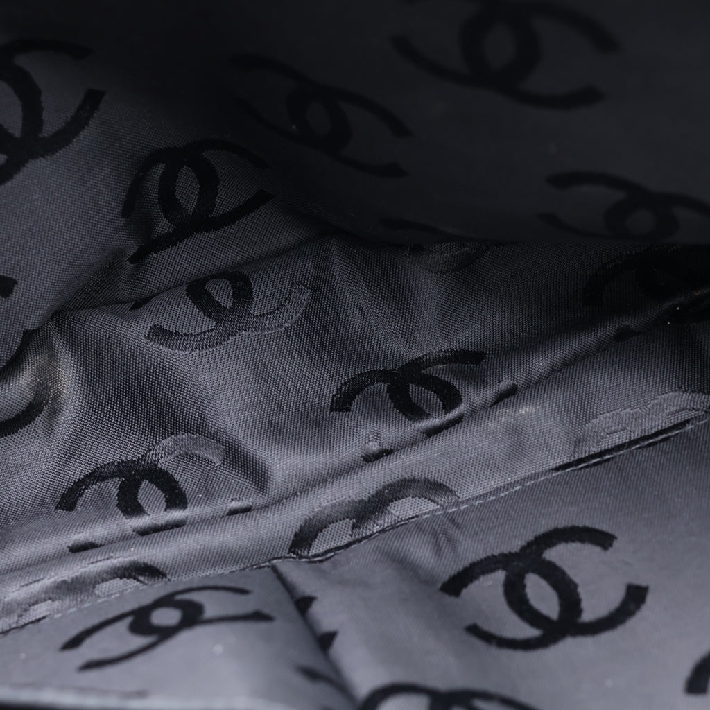 CHANEL(シャネル) チョコバー ニュートラベルライン ナイロン Wチェーン ショルダーバッグ シルバー金具 ブラック 7番台 レディース