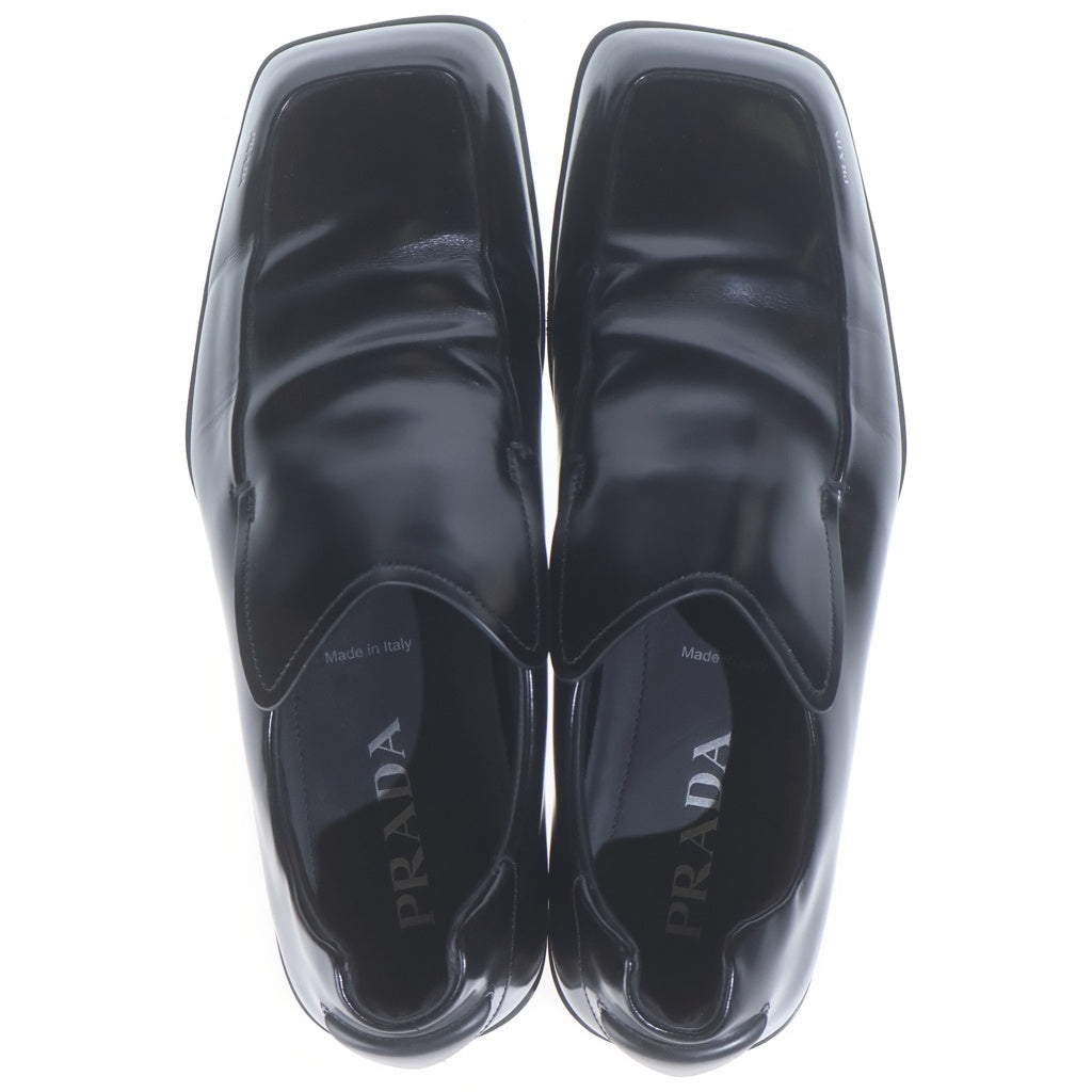PRADA(プラダ) 24SS Square Toe Leather Loafer スクエアトゥ ブラッシュドレザーローファー 革靴 ブラック 2DG132