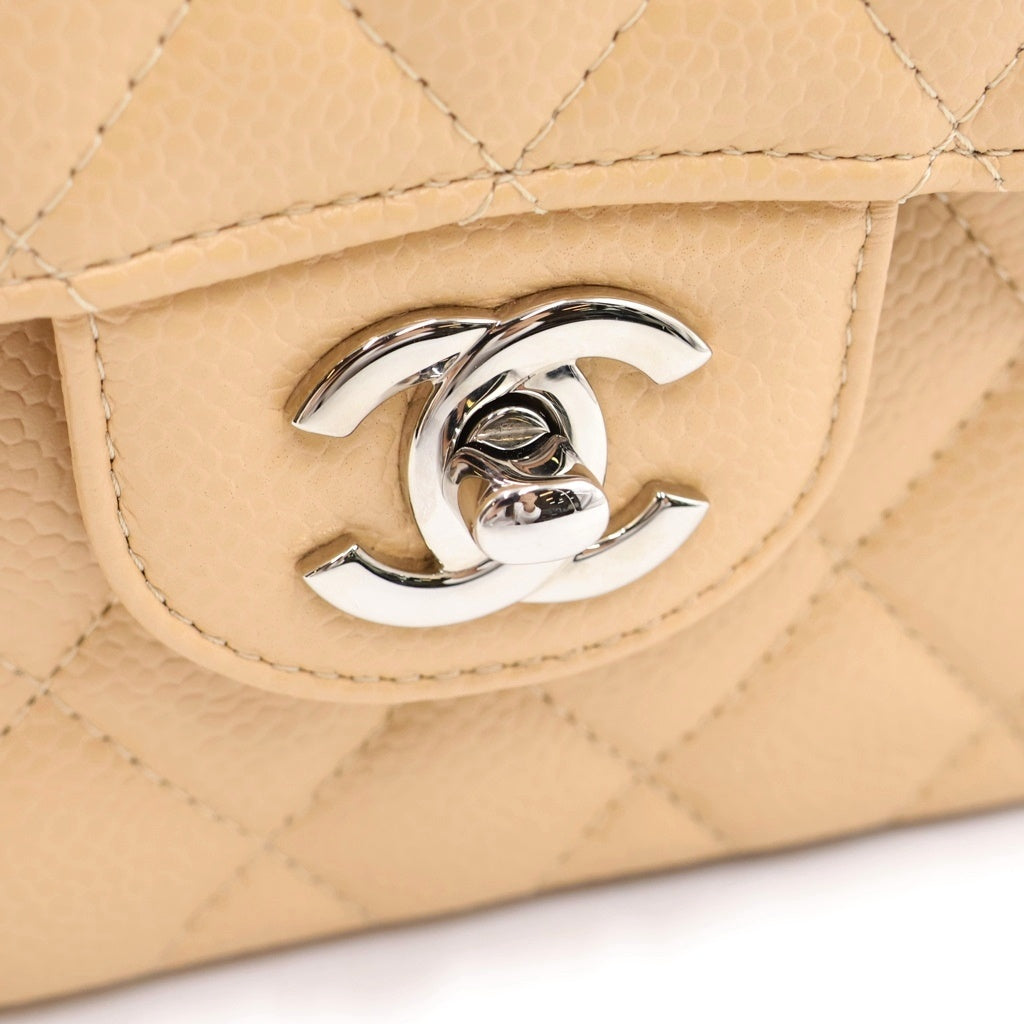 CHANEL(シャネル) マトラッセ23 WフラップWチェーンショルダーバッグ ベージュ キャビアスキン シルバー金具 レディース