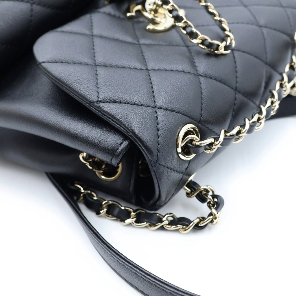 CHANEL(シャネル) マトラッセ バックパック リュックサック ブラック ラムスキン AS3860 ゴールド金具 レディース