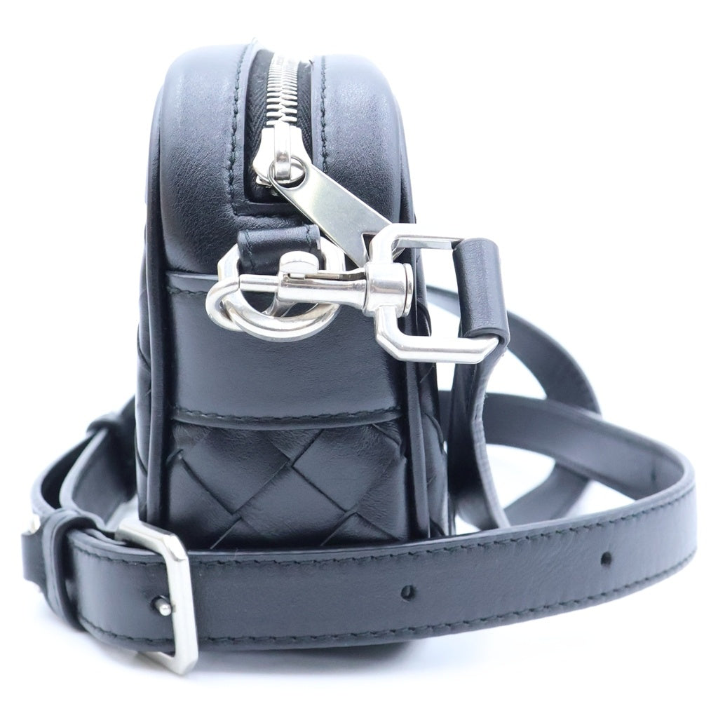 BOTTEGA VENETA(ボッテガヴェネタ) イントレチャート カメラバッグ ショルダーバッグ ブラック レザー レディース