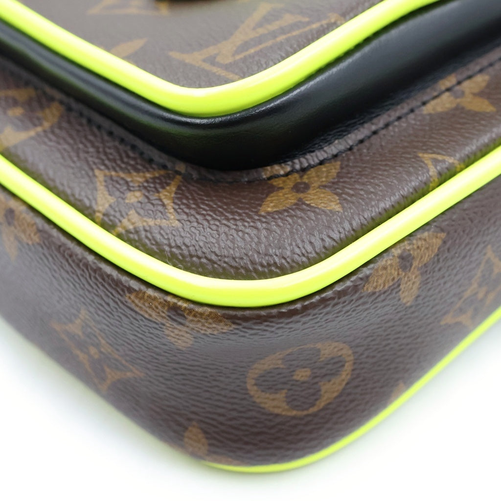 LOUIS VUITTON(ルイヴィトン) モノグラムマカサー クリストファーウエアラブルウォレット ショルダーバッグ