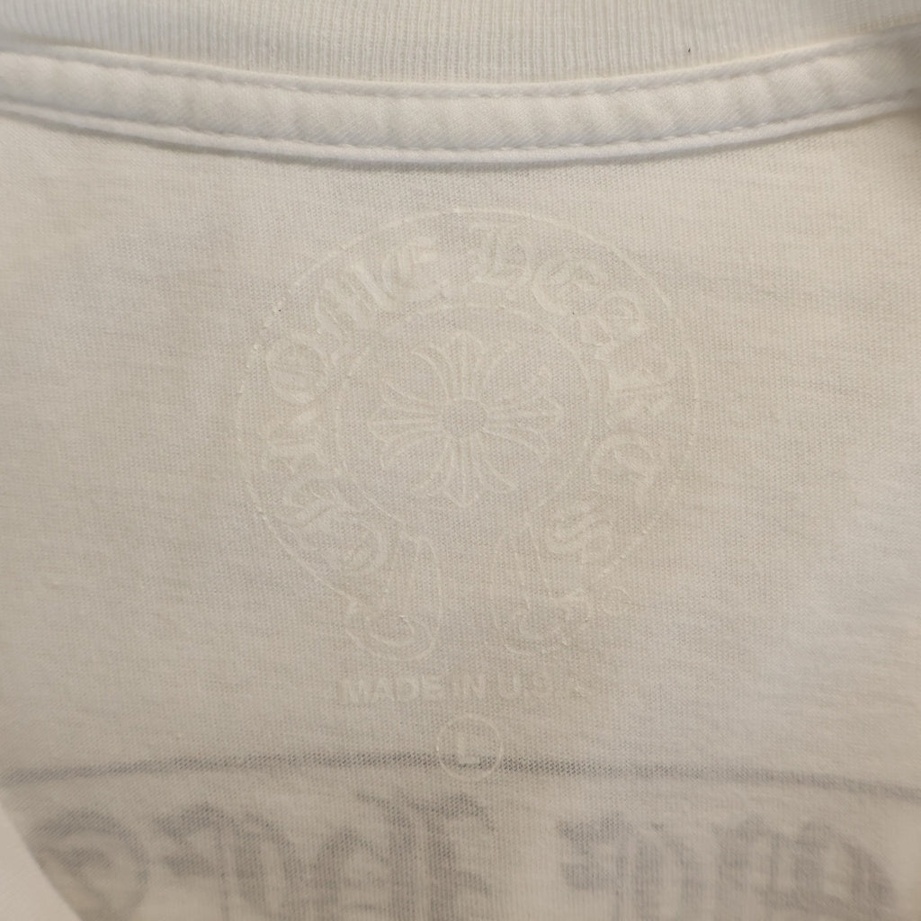 CHROME HEARTS(クロムハーツ) SCROLL LABEL S/S TEE スクロールラベル チェストポケット バックロゴプリント クルーネック半袖Tシャツ カットソー ホワイト