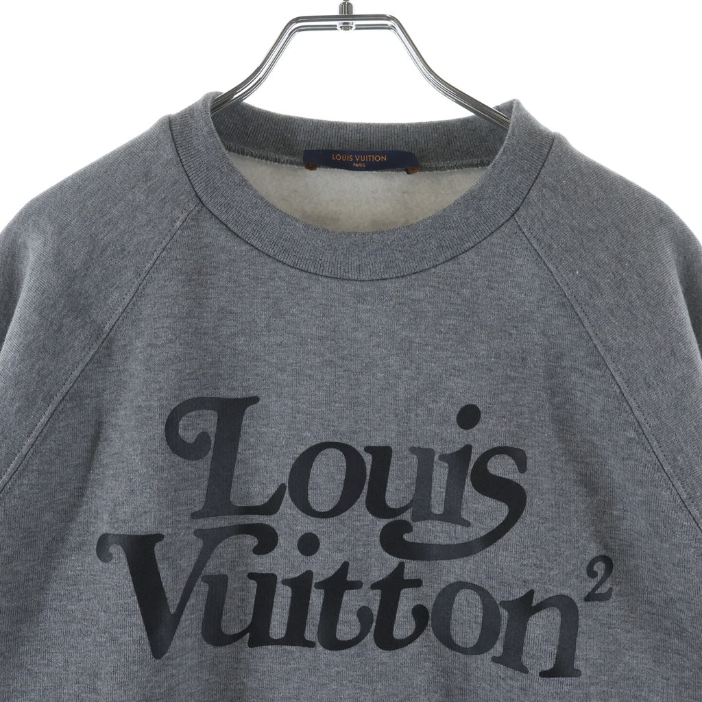 LOUIS VUITTON(ルイヴィトン) 20AW × NOGO ニゴー スクエアード ロゴ スウェット トレー グレー RM202M UYR HJY13W