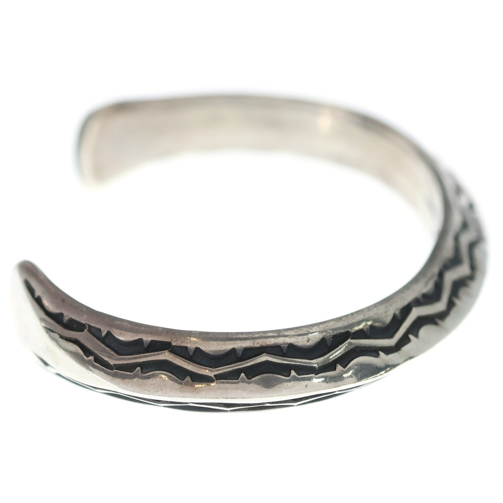 INDIAN JEWERLY(インディアンジュエリー) NAVAJO Sunshine Reeves ナバホ族 サンシャインリーブス トライアングルスタンプバングル シルバー
