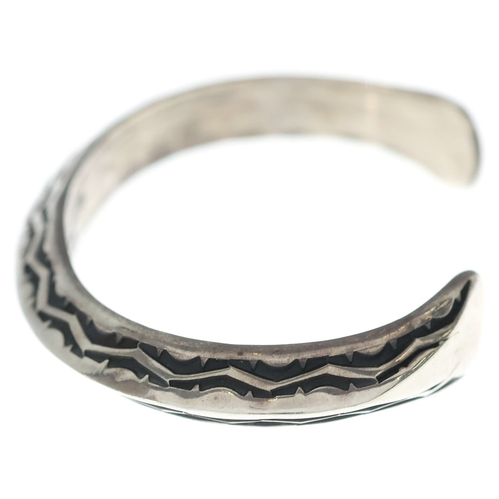 INDIAN JEWERLY(インディアンジュエリー) NAVAJO Sunshine Reeves ナバホ族 サンシャインリーブス トライアングルスタンプバングル シルバー