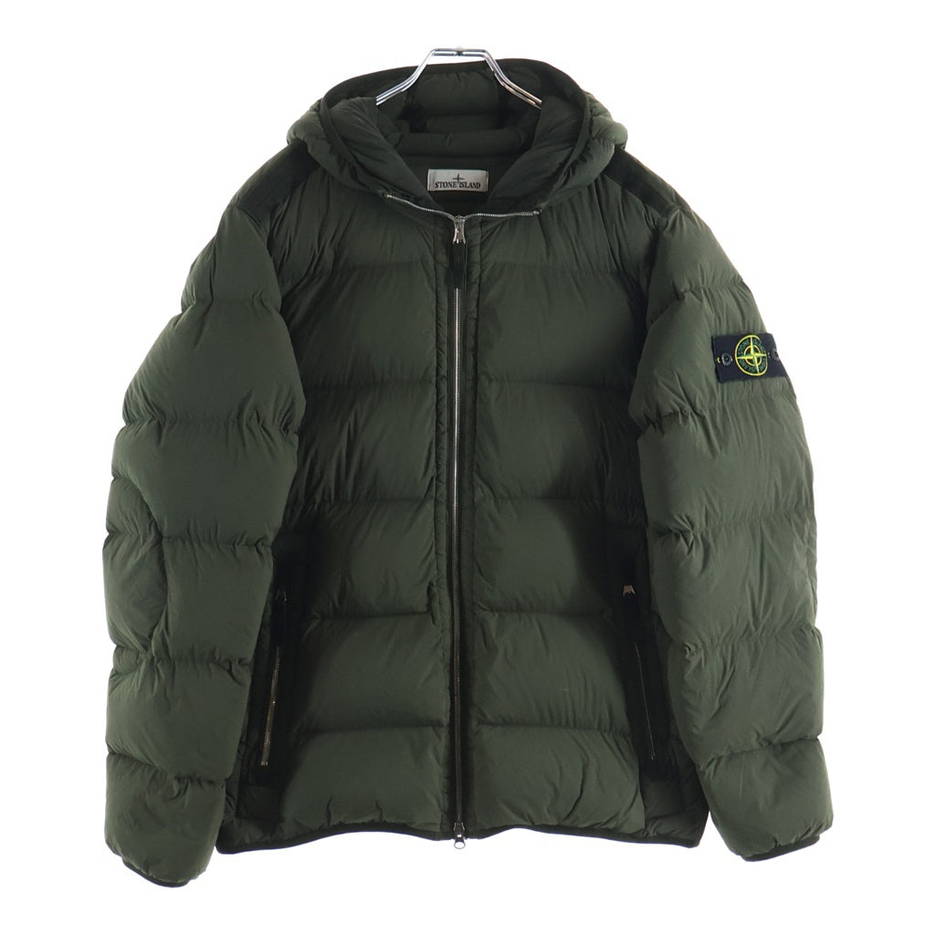 STONE ISLAND(ストーンアイランド) SEAMLESS TUNNEL NYLON DOWN-TC シームレス トンネルフーデッドナイロンダウンジャケット カーキ 791543728