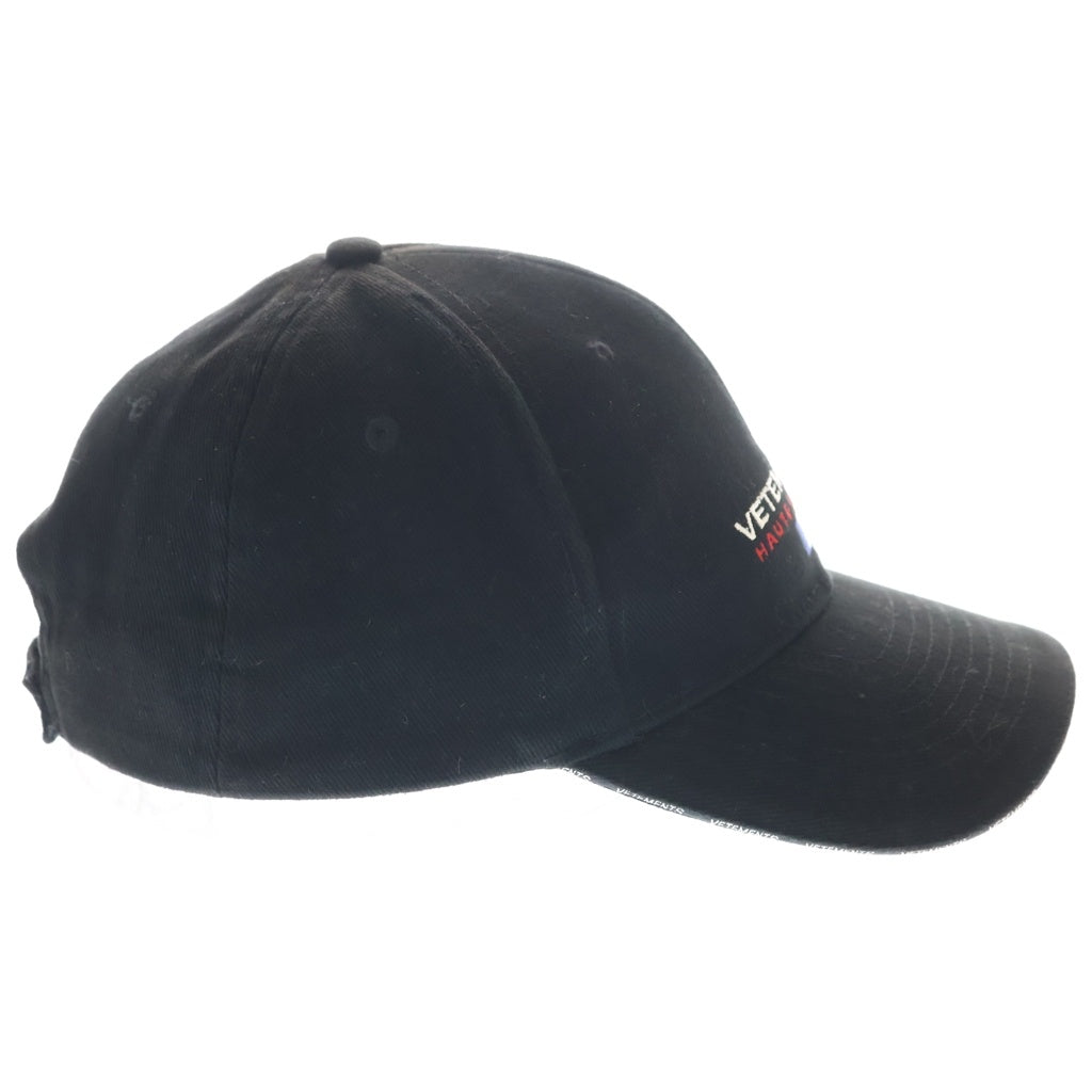 VETEMENTS(ヴェトモン) 18SS Haute Couture Cap エンブロイダリー ロゴ キャップ 帽子 ブラック