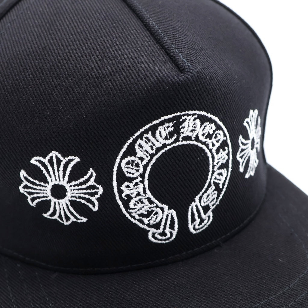 CHROME HEARTS(クロムハーツ) BASEBALL TRUCKER ホースシュー刺繍キャップ ブラック ‐