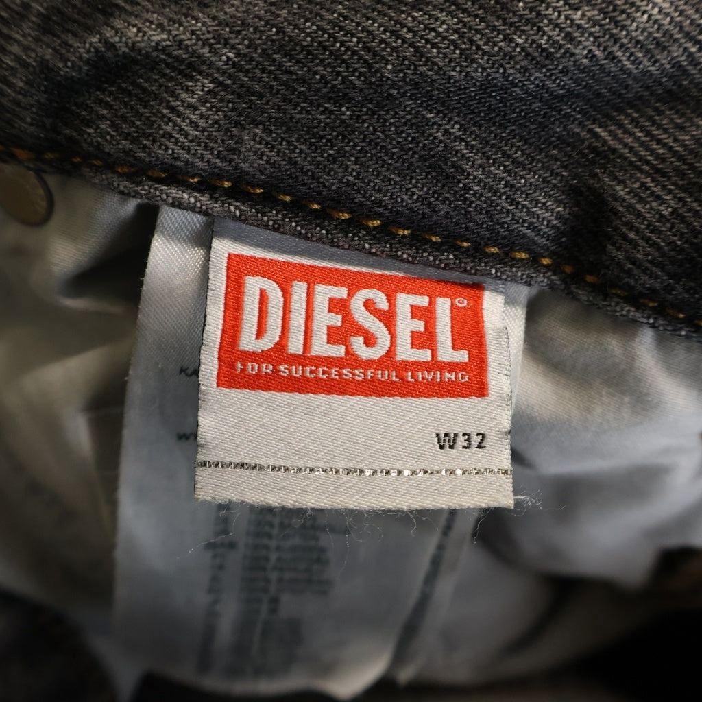 DIESEL(ディーゼル) 23SS Straight Jeans 1955 D-Rekiv サイドラインジップ ストレート デニム パンツ ブラック A05548