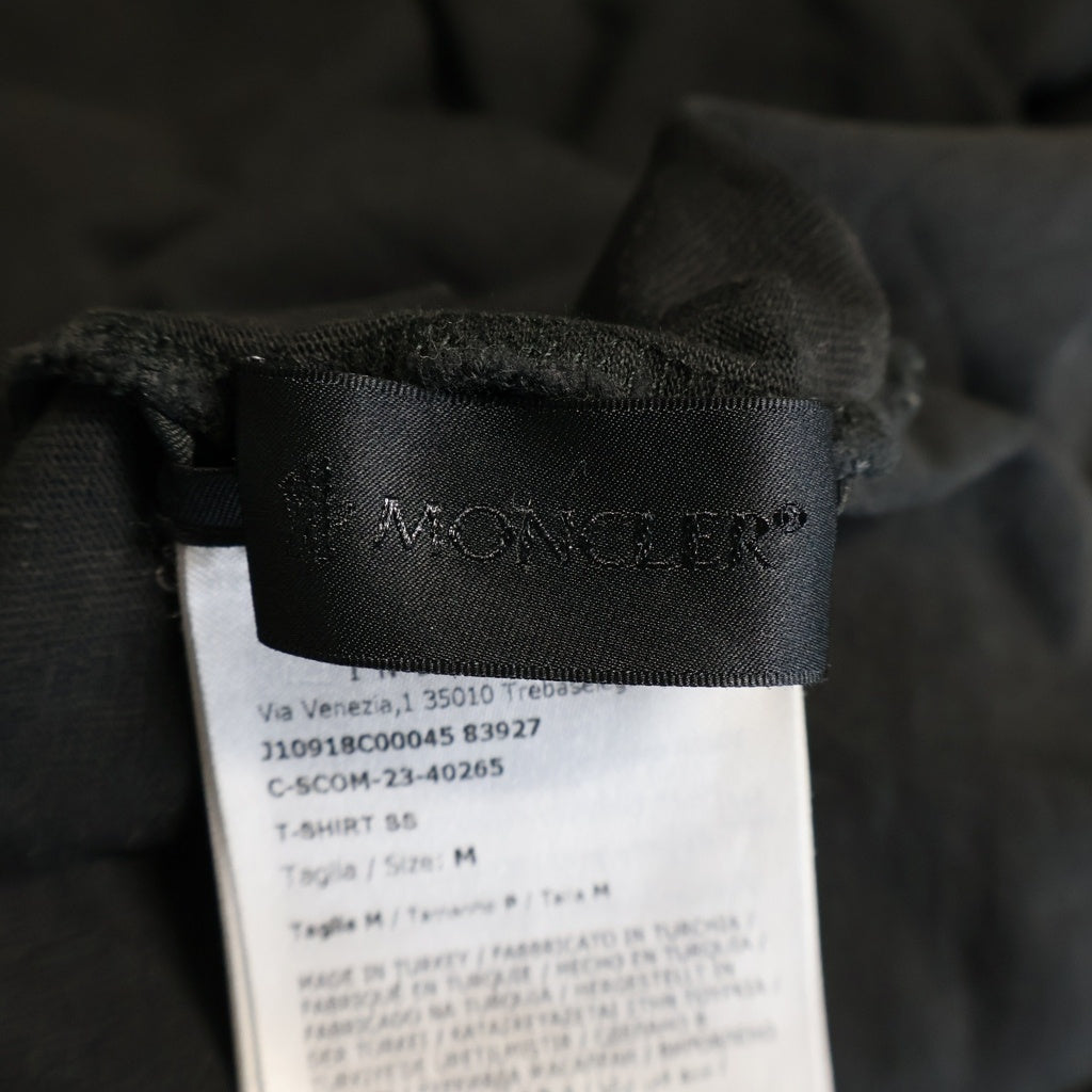 MONCLER(モンクレール) 24SS ロゴワッペン クルーネック 半袖Tシャツ カットソー ブラック J10918C00045 83927