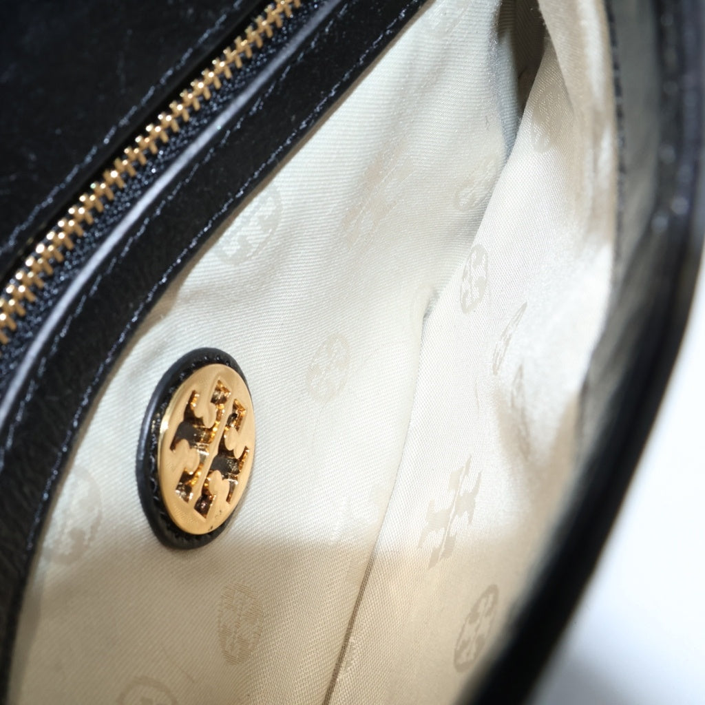TORY BURCH(トリー バーチ) ロゴ プレート レザー チェーン ショルダー バッグ ブラック レディース
