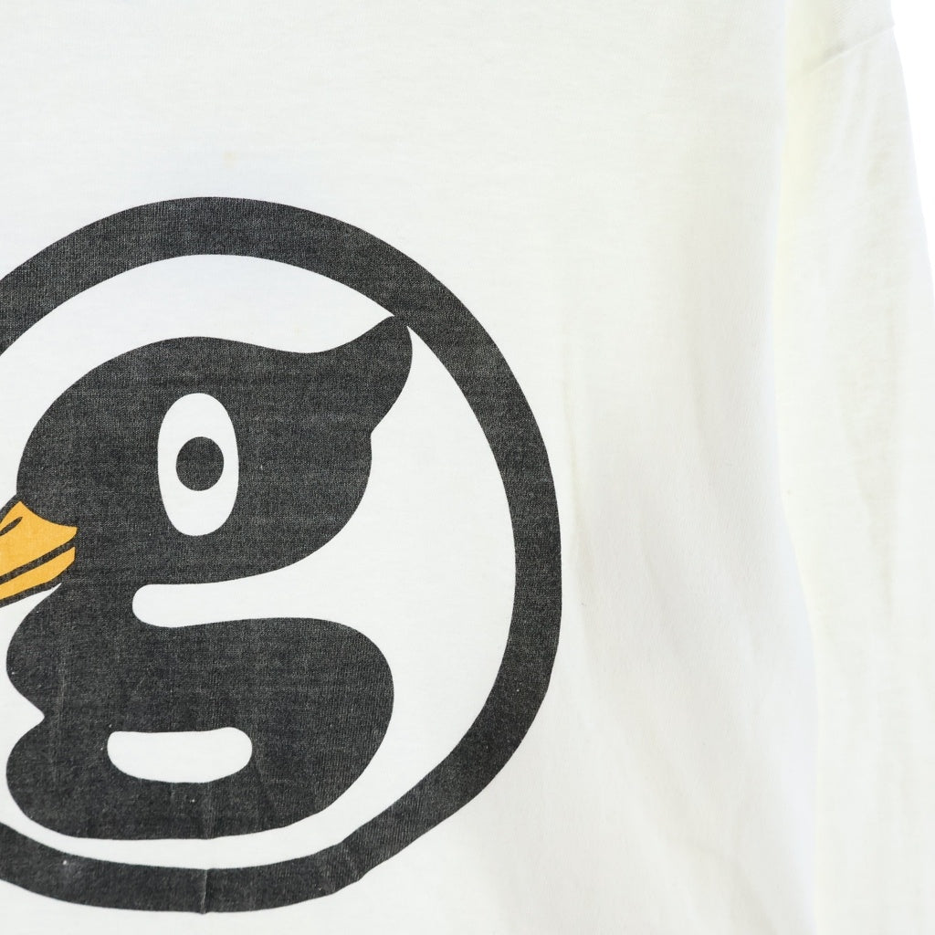 GOODENOUGH(グッドイナフ) 90s ダックGロゴフロントプリント長袖Tシャツ カットソー ホワイト