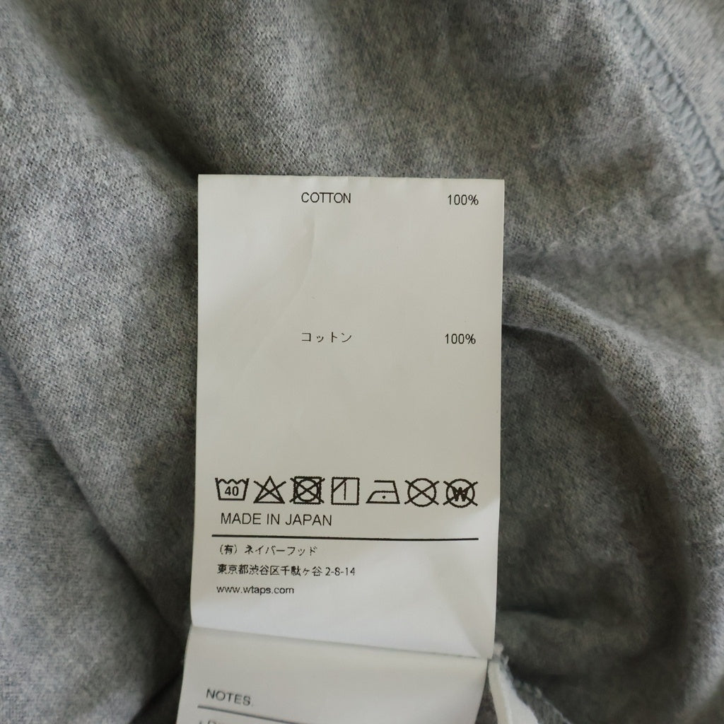 WTAPS(ダブルタップス) 23SS DESIGN 01 LS COTTON COLLEGE クルーネック ロゴプリント 長袖 Tシャツ グレー 231ATDT-CSM03
