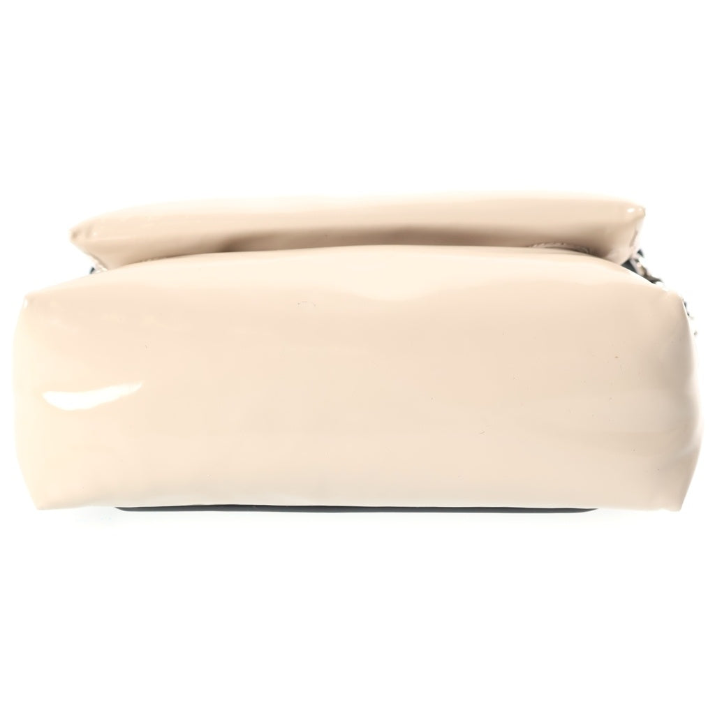 GUCCI(グッチ) パテントレザー 2way ハンド ショルダー バッグ ベージュ821617 821617 レディース