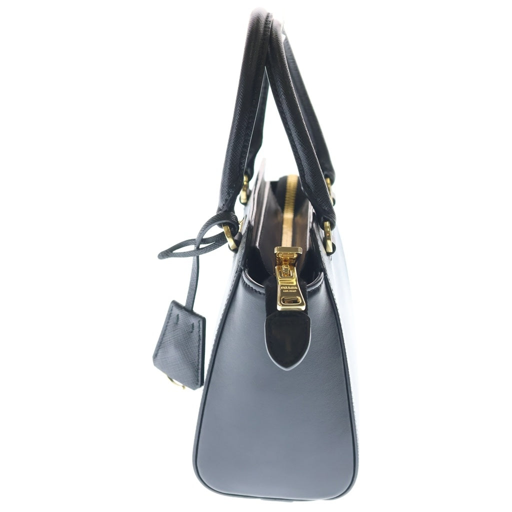 PRADA(プラダ) サフィアーノ 2WAYミニバッグ ハンドバッグ ショルダーバッグ ブラック サフィアーノレザー 1BA380 ゴールド金具 レディース