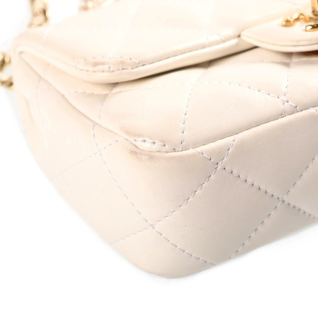 CHANEL(シャネル) マトラッセ クリアハンドル チェーンハンドル 2WAYハンドバッグ ショルダーバッグ ミニバッグ ホワイト ラムスキン AS4847 ゴールド金具 レディース
