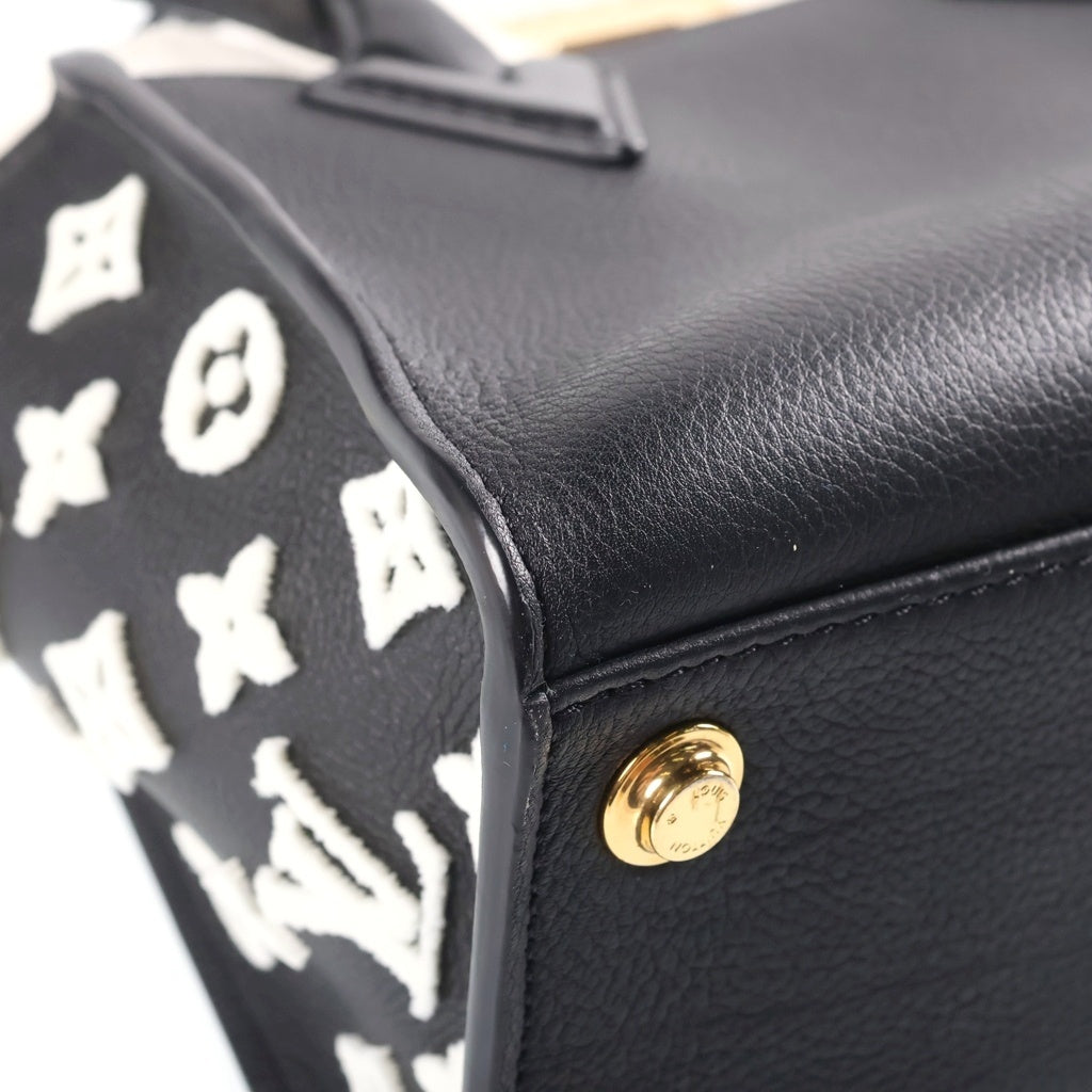 LOUIS VUITTON(ルイヴィトン) モノグラム オンマイサイド PM 2WAYハンドバッグ ショルダーバッグ ブラック×ホワイト レザー×ボア M21024 ゴールド金具 レディース