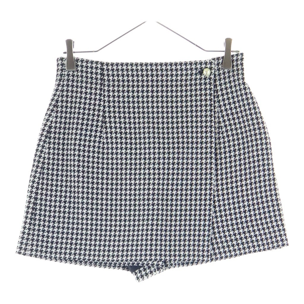 Christian Dior(クリスチャンディオール) ハウンドトゥース 千鳥格子ショートパンツ ブラック/ホワイト レディース 351P45A1423