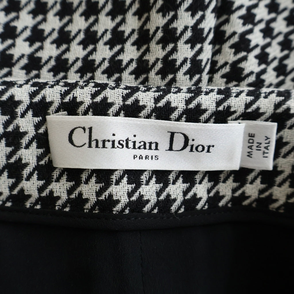 Christian Dior(クリスチャンディオール) ハウンドトゥース 千鳥格子ショートパンツ ブラック/ホワイト レディース 351P45A1423