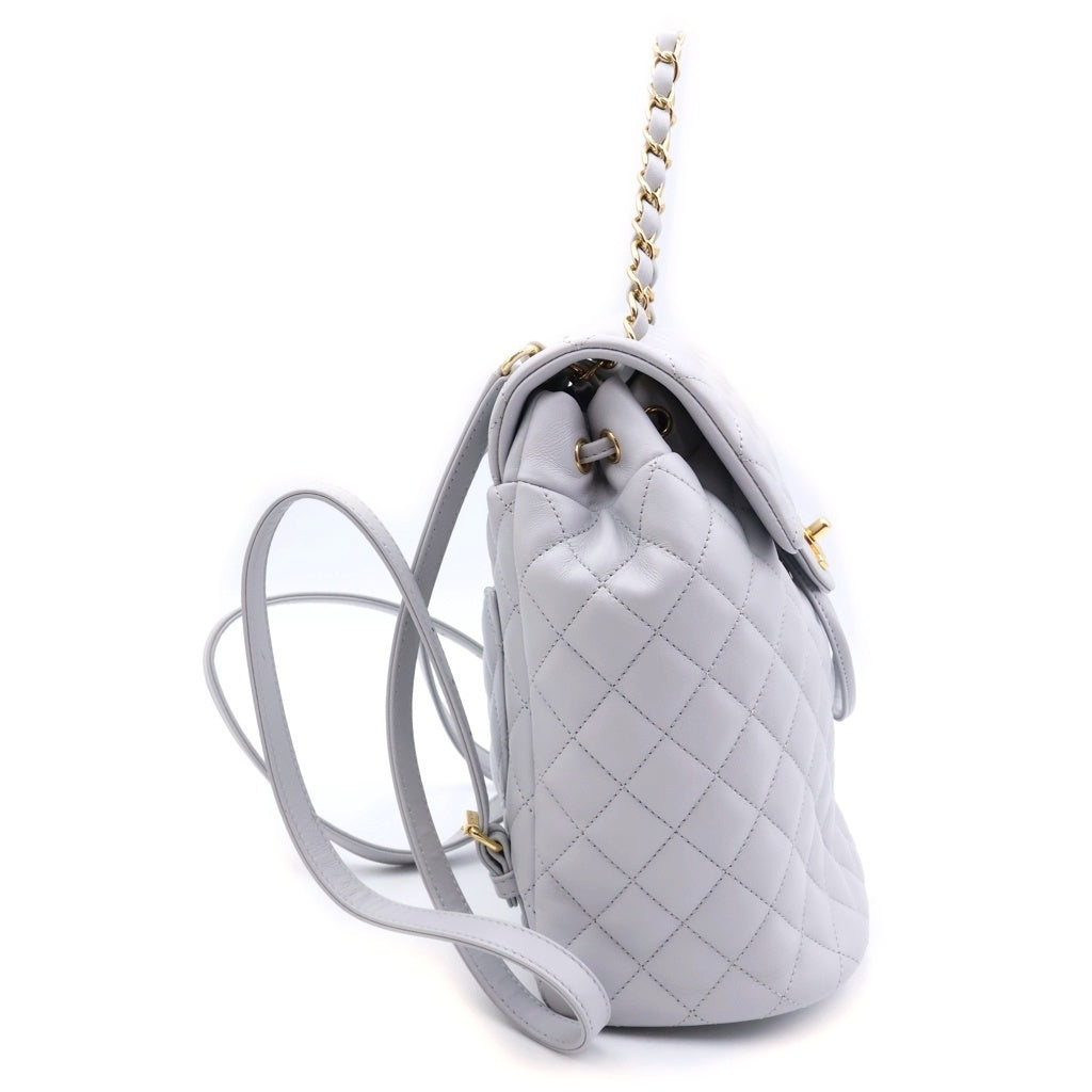 CHANEL(シャネル) マトラッセ バックパック リュック ラムスキン レザー ゴールド金具 グレー 24番台 レディース