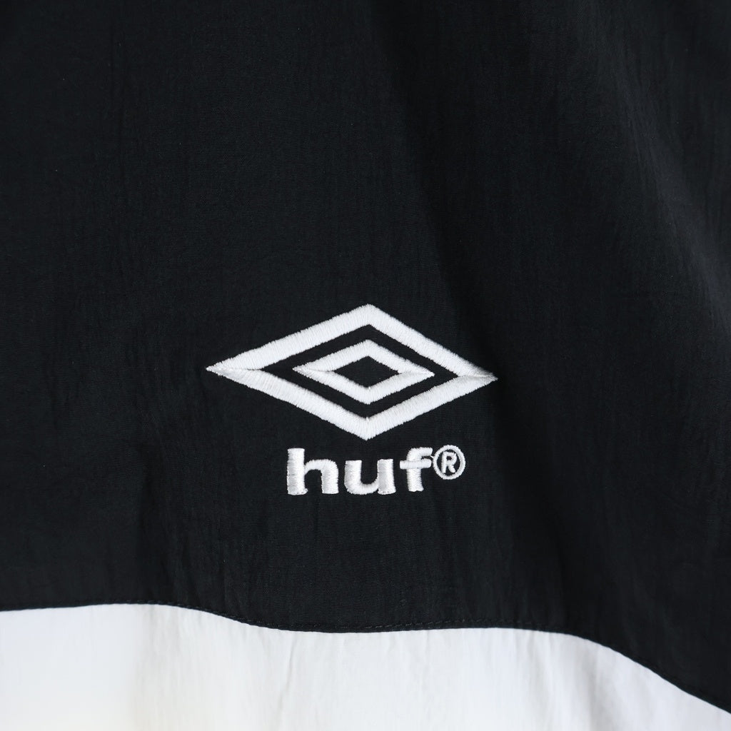 HUF(ハフ) ×UMBRO PANEL TRACK JACKET アンブロ パネル ナイロン トラックジャケット ブラック/ホワイト 24M JK90020
