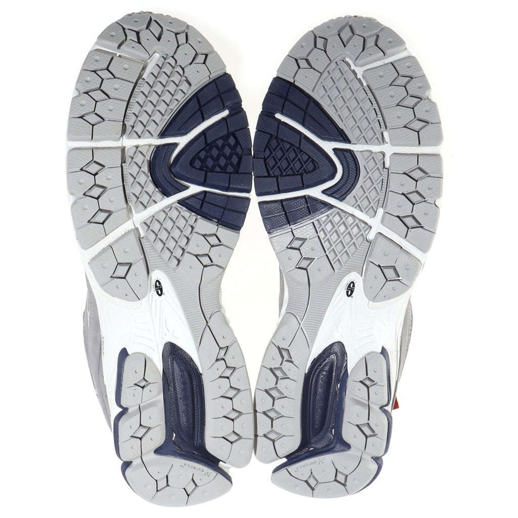 New Balance(ニューバランス) ヌバック/メッシュローカットスニーカー グレー US9.5/27.5cm M2002RTH