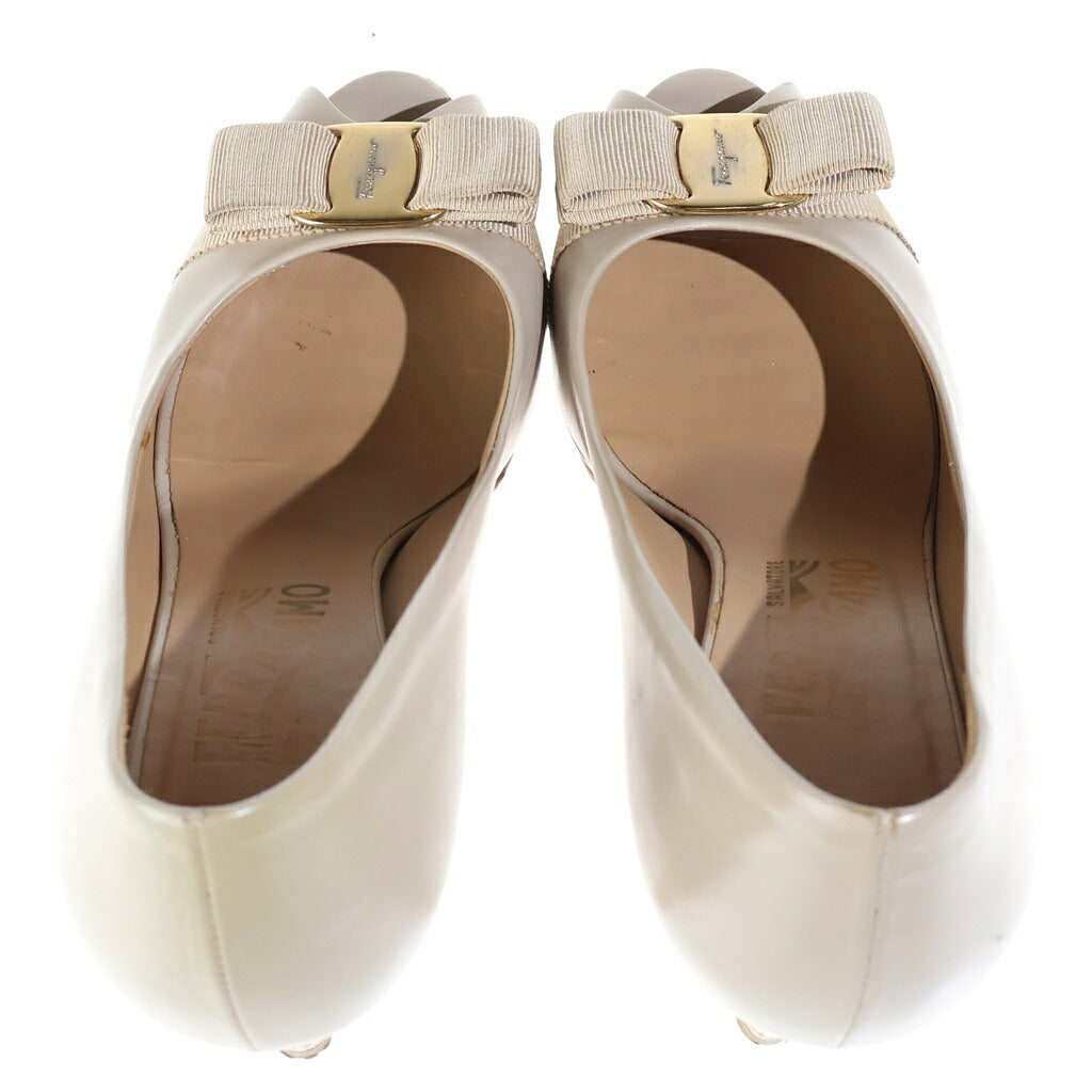 FERRAGAMO(フェラガモ) リボン オープントゥレザー ヒールサンダル ベージュ DG46671