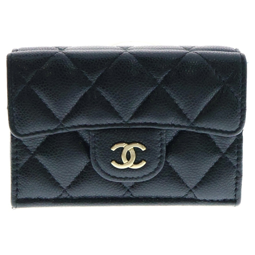 CHANEL(シャネル) スモール フラップウォレット 黒 キャビアスキン シルバー金具 三つ折り財布 ゴールド金具 ランダムシール