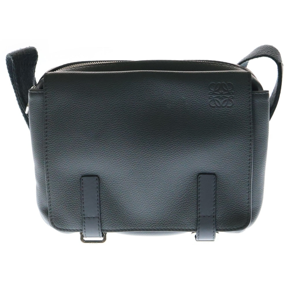 LOEWE(ロエベ) アナグラム グレインカーフ ミリタリーメッセンジャーバッグ レザーショルダーバッグ グレー B553A72X21