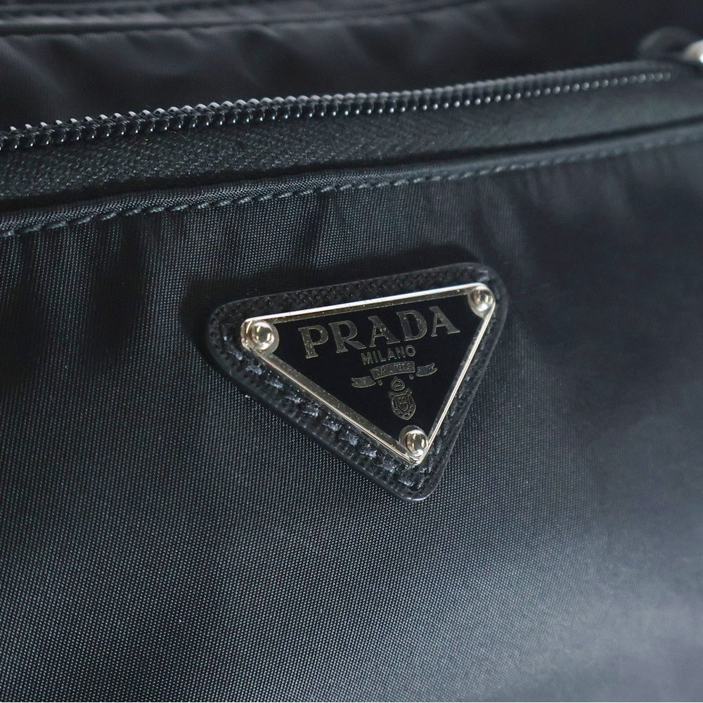 PRADA(プラダ) リナイロン ベルトバッグ ボディバッグ ショルダーバッグ ブラック シルバー金具 ナイロン トライアングルロゴ 2VL977
