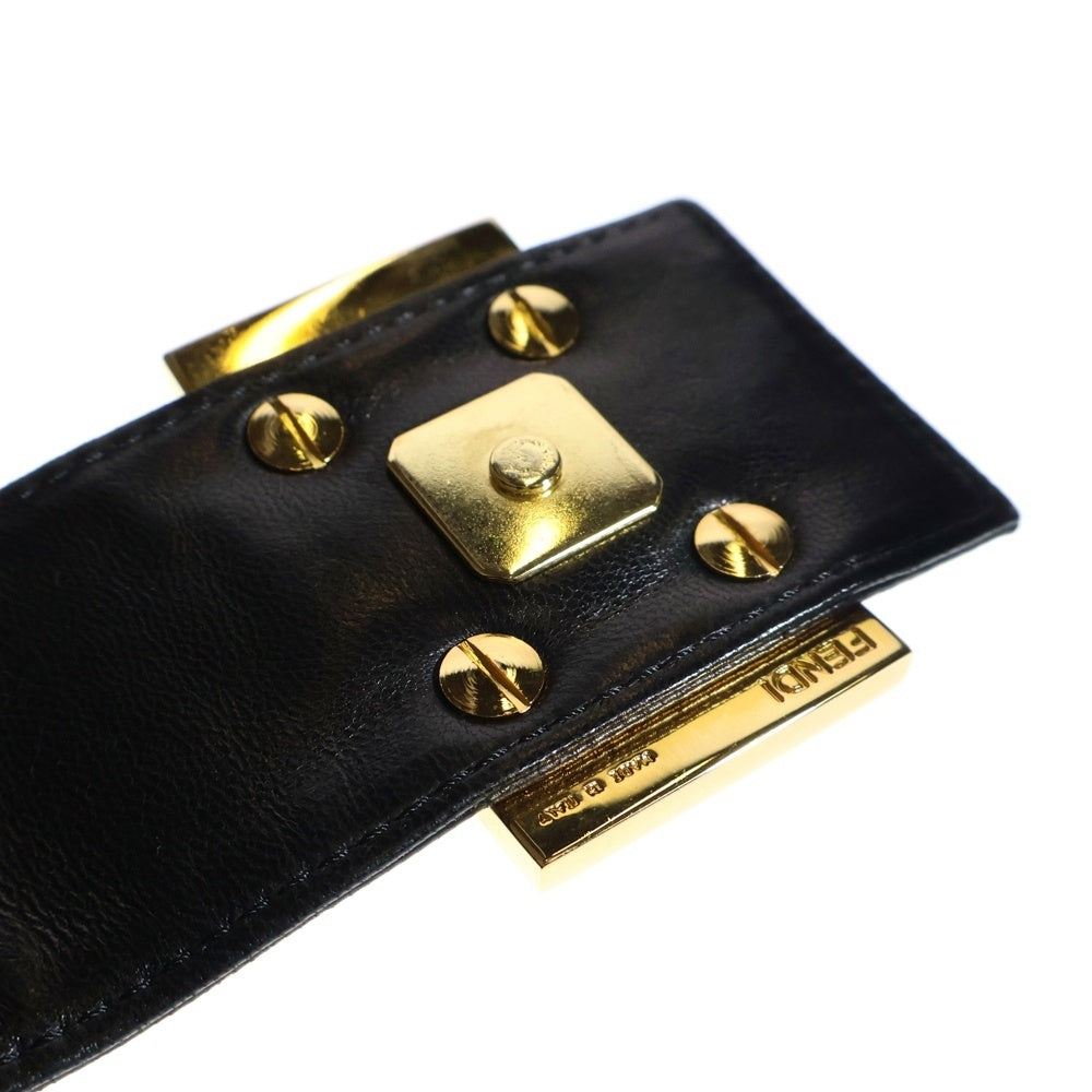 FENDI(フェンディ) マンバケット ショルダーバッグ ワンショルダーバッグ ブラック ゴールド金具 スウェード
