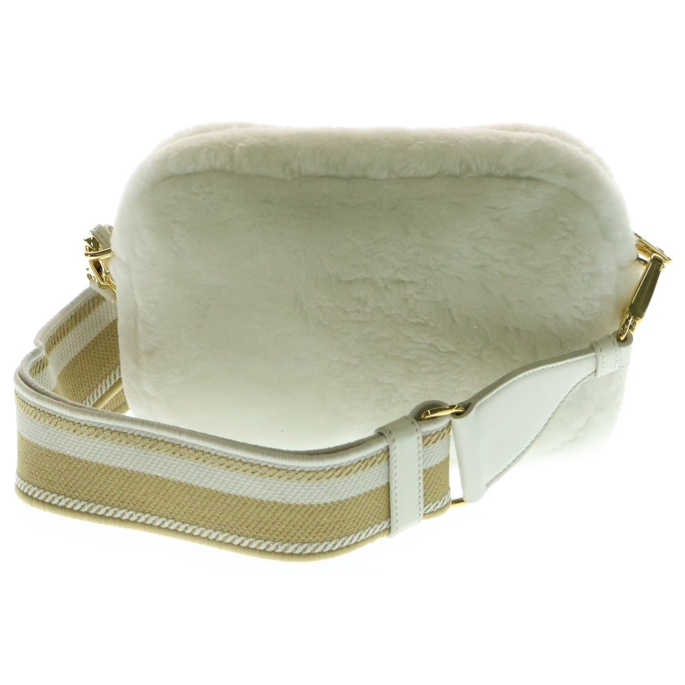 PRADA(プラダ) シアリング ショルダーバッグ ポーチ ホワイト ゴールド金具 シープファー 1BH192