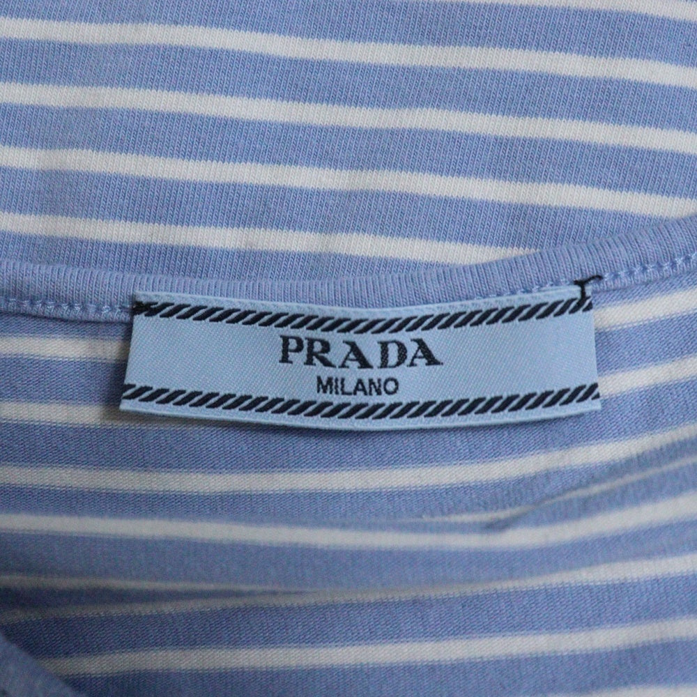 PRADA(プラダ) 23SS ボーダー総柄 トライアングルロゴプレート クルーネック 五分袖 クロップド ショート丈 Tシャツ カットソー トップス ブルー レディース 39578