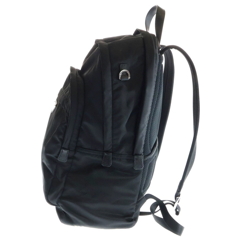 プラダ　トライアングルロゴ 三角プレート リュック　バックパック 黒　V136 プラダ トライアングルロゴ 三角プレート リュック バックパック