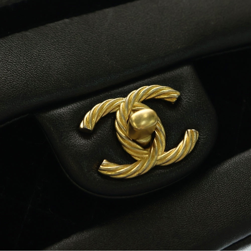 CHANEL(シャネル) ベロアマトラッセ25 ココマーク ラムスキン レザー Sフラップ Wチェーンショルダーバッグ ブラック レディース