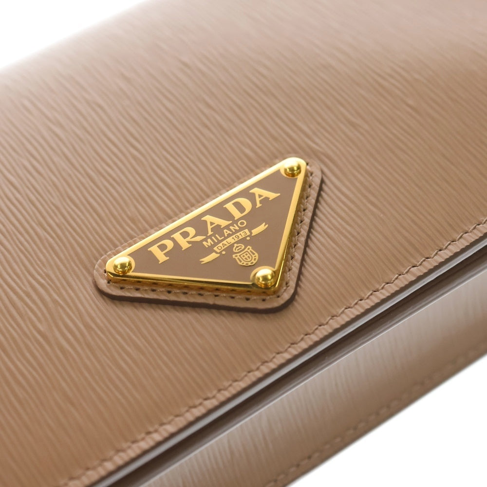 PRADA(プラダ) ロゴプレート チェーンショルダーバック チェーンウォレット ミニバッグ ピンクベージュ レザー 1DH044 ゴールド金具