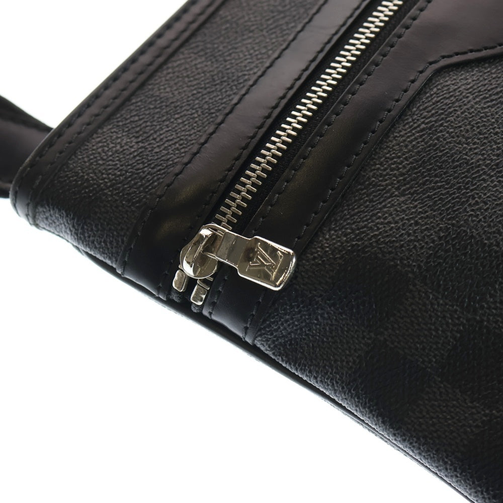 LOUIS VUITTON(ルイヴィトン) ダミエグラフィット トマス ショルダーバッグ サコッシュ ブラック PVC N58028 シルバー金具 レディース