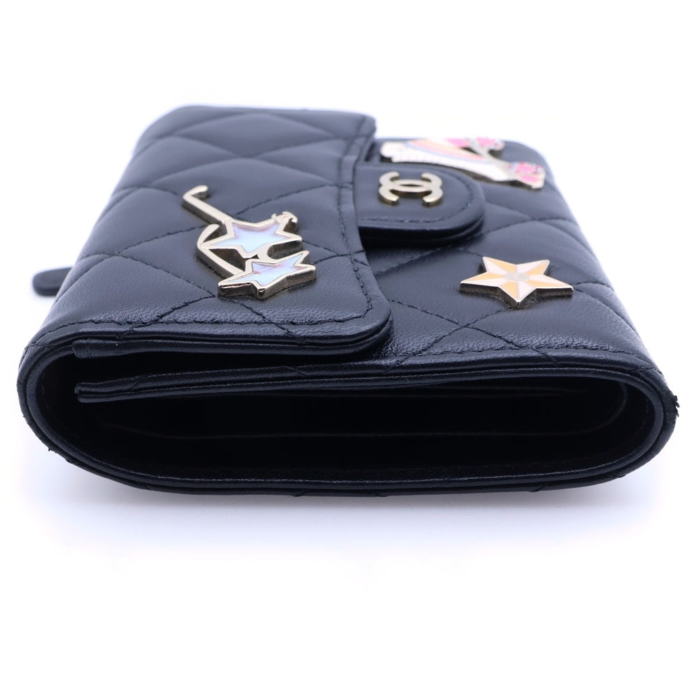 CHANEL(シャネル) クラシック スモールウォレット 三つ折り財布 チャーム ブラック ラムスキン ゴールド金具 AP0231 レディース