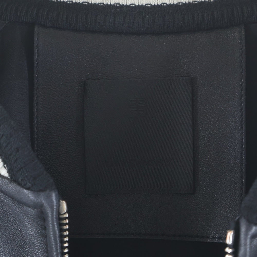 GIVENCHY(ジバンシィ) Logo Varsity Jacket ロゴ刺繍 ヴァーシティジャケット スタジャン BM01886003 ブラック/ホワイト