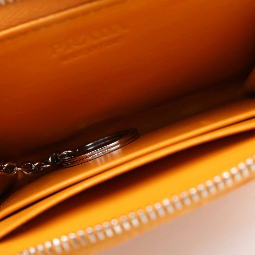 PRADA(プラダ) 2PP122 サフィアーノ キーケース アンバー レザー レディース